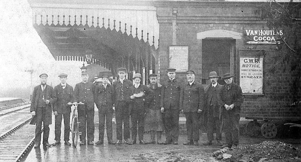 Shipton station, 1908.