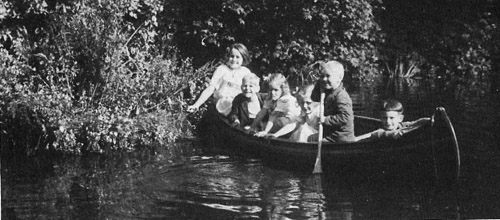 World War Two Evacuees at the Prebendal in Shipton 