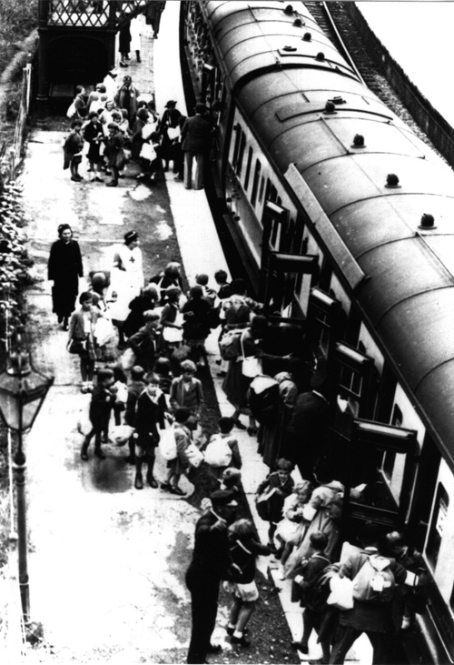 The arrival of teachers and children from West Ham at Chipping Norton station on 1 September 1939 