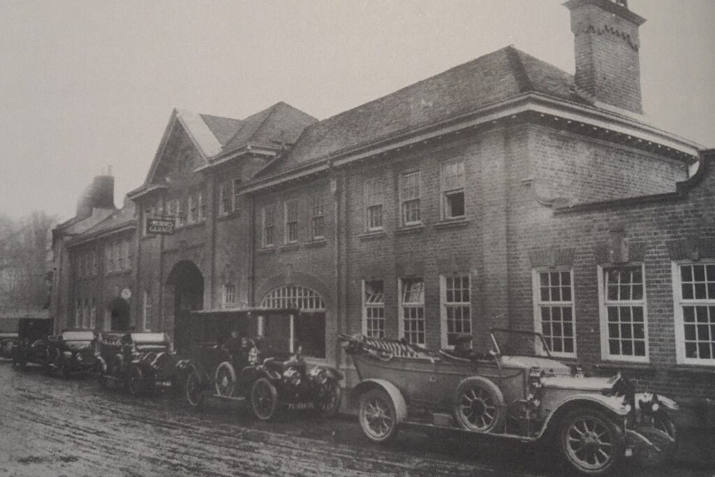 Oxford Morris Garage Longwall Street 1910